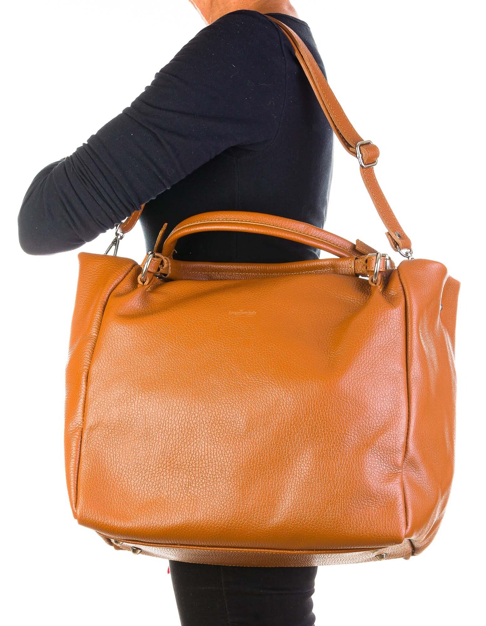 Peco is also an R Day – GALLERIA Bag&Luggage