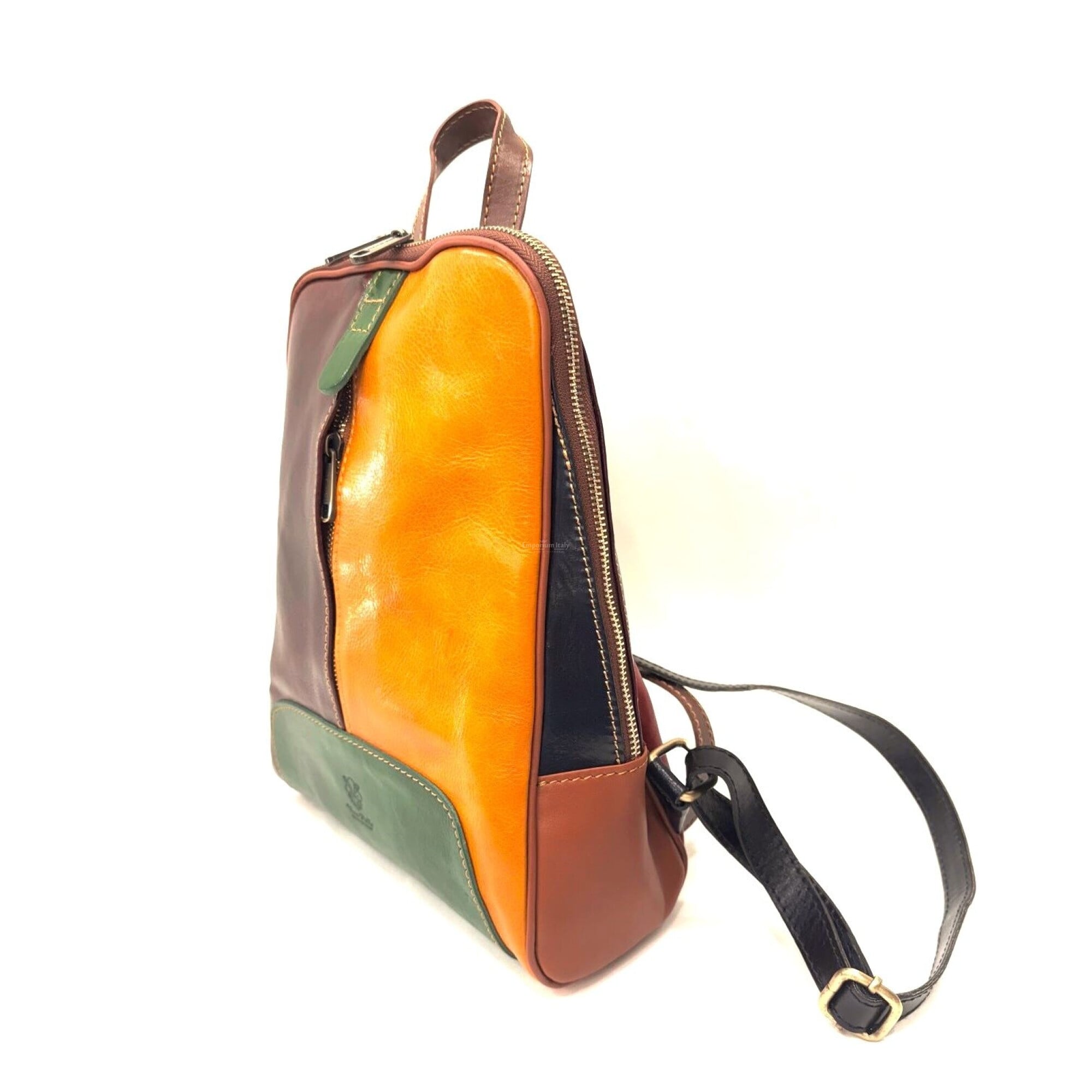 Genuine leather backpack for woman MONTE VENTUROSA, color 
